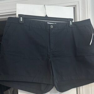 Old Navy Women's Black Shorts Sz 18 NWT